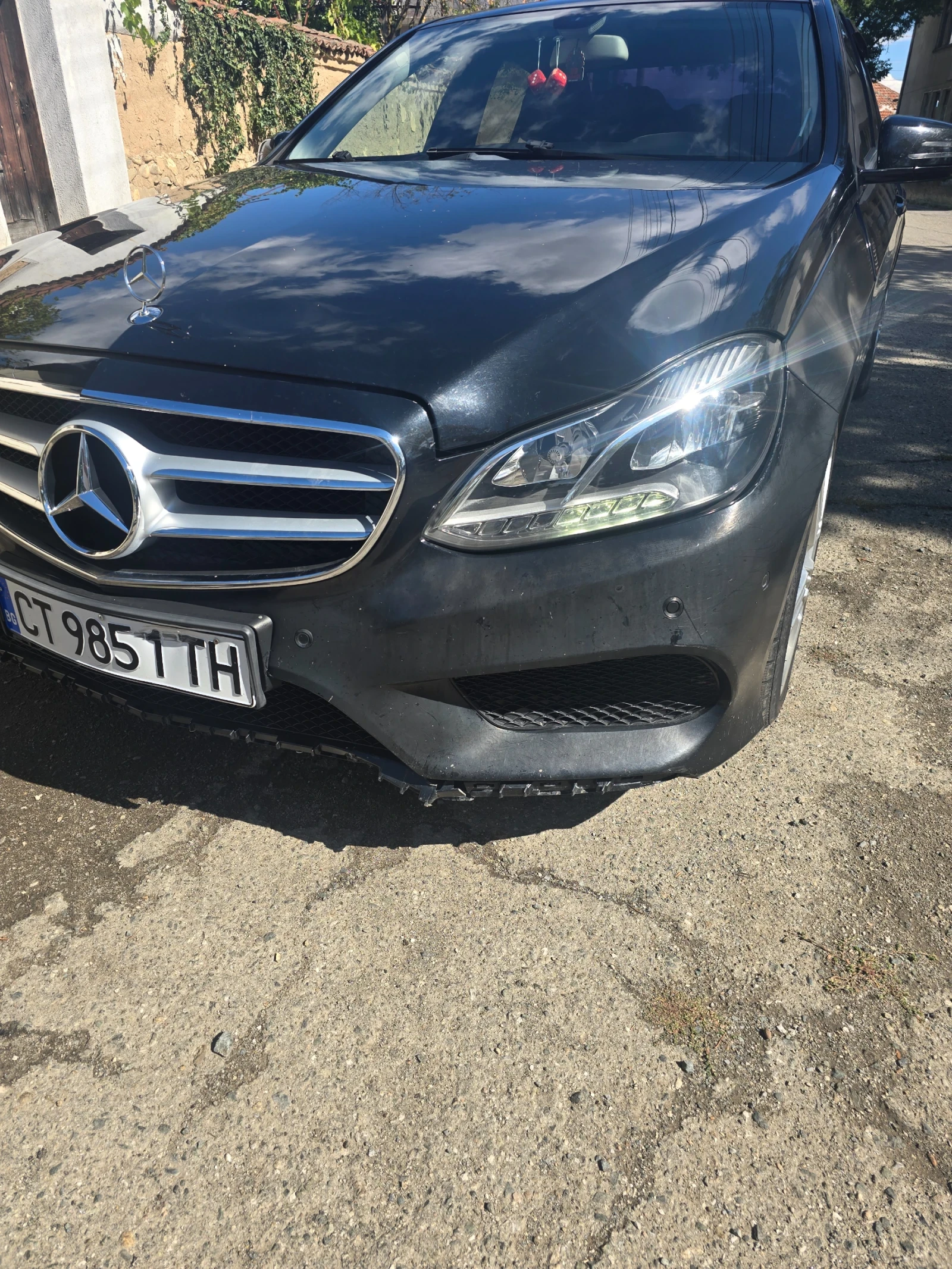 Mercedes-Benz E 200, снимка 2 - Автомобили и джипове - 56416651