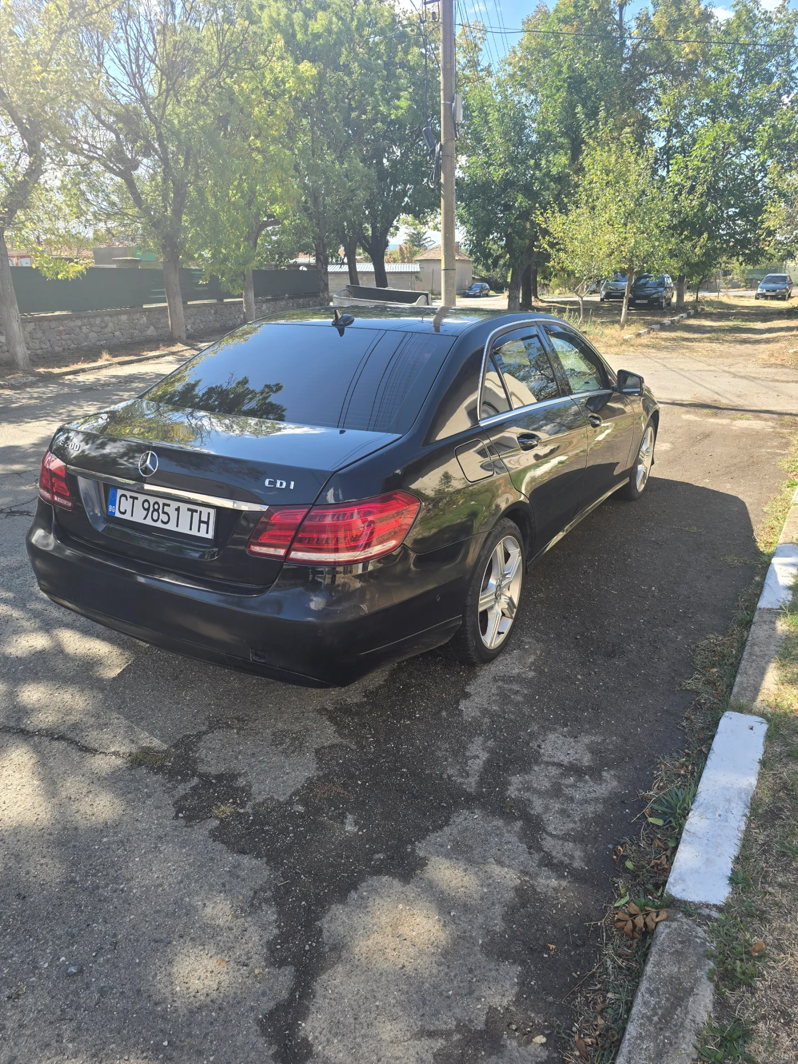 Mercedes-Benz E 200, снимка 8 - Автомобили и джипове - 56416651
