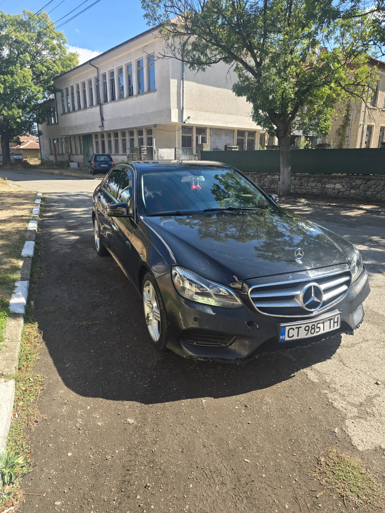 Mercedes-Benz E 200, снимка 5 - Автомобили и джипове - 56416651