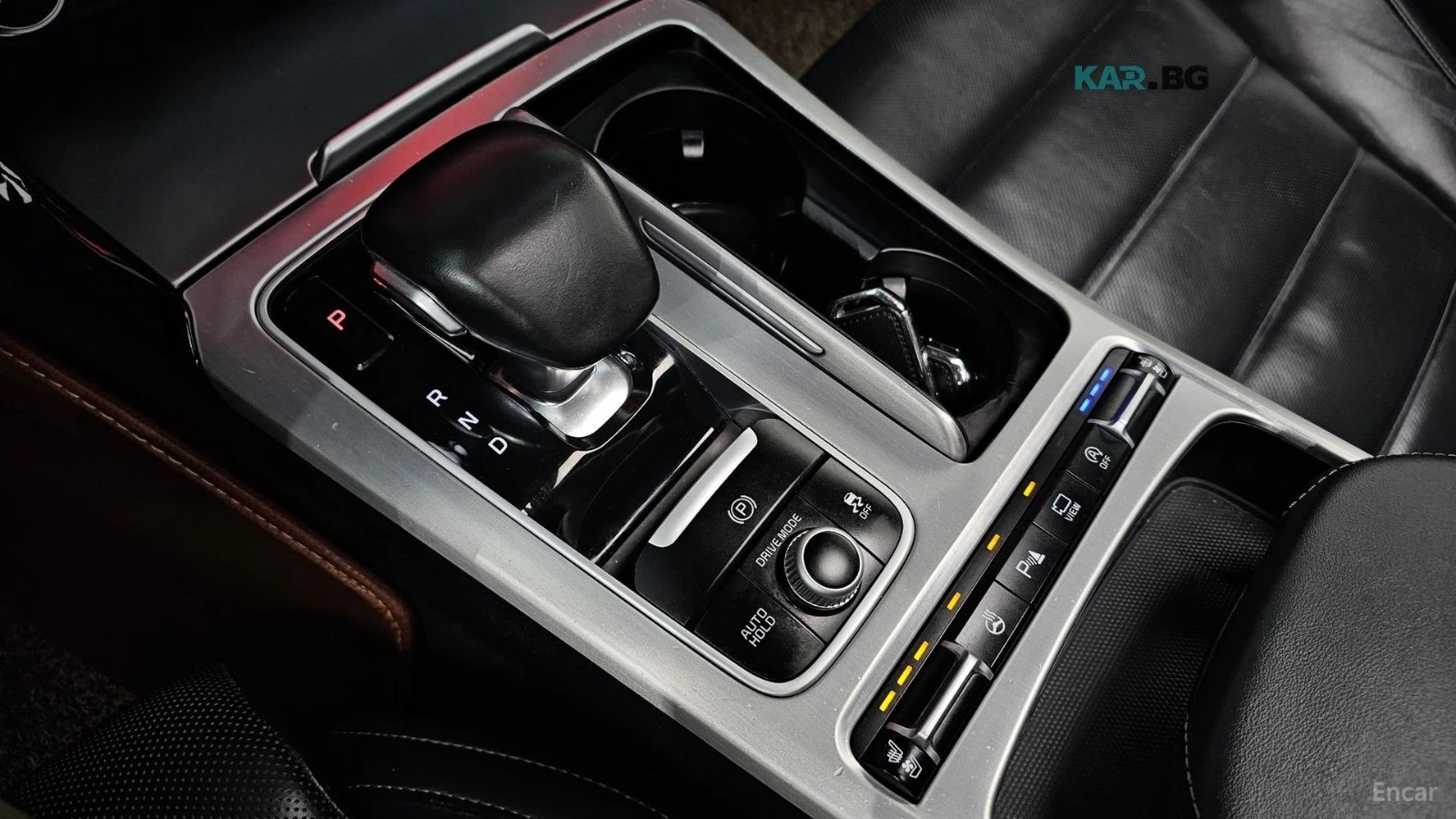 Kia Stinger 3.3 GT MASTERS* DISTRONIC* 360* ХЕДЪП* LEXICON* , снимка 13 - Автомобили и джипове - 56740740