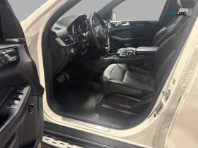 Mercedes-Benz GLE 400 4MATIC * pano * memory * АвтоКредит * (ЦЕНА ДО БГ), снимка 9