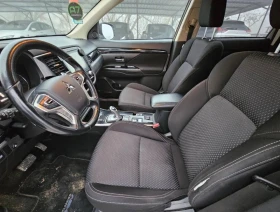 Mitsubishi Outlander PHEV Като Нова, снимка 12