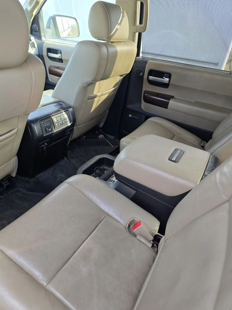 Toyota Sequoia Platinum, снимка 7 - Автомобили и джипове - 52875552