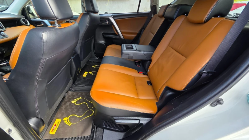 Toyota Rav4 2.5 HYBRID/ AWD/ Distronic/ 360 camera, снимка 12 - Автомобили и джипове - 53507125