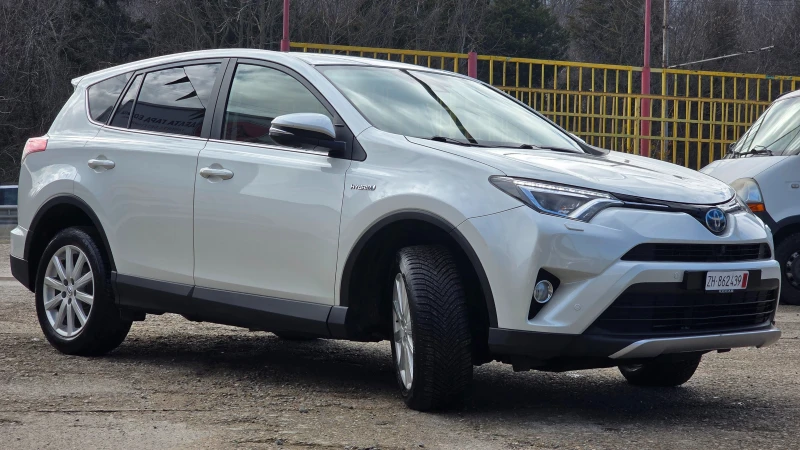 Toyota Rav4 2.5 HYBRID/ AWD/ Distronic/ 360 camera, снимка 5 - Автомобили и джипове - 53507125