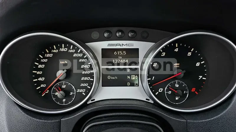 Mercedes-Benz ML 63 AMG, снимка 8 - Автомобили и джипове - 54400962