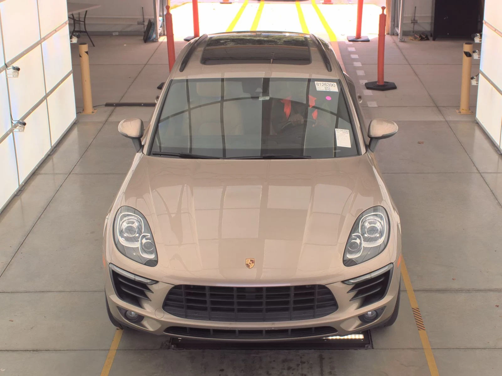 Porsche Macan LANE ASSIST* PANO* NAVI* PALADIUM* КАМЕРА* М.ТОЧКА - изображение 2
