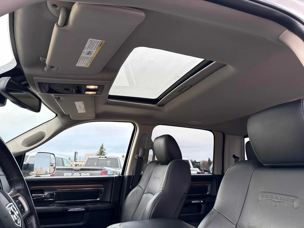 Dodge RAM 1500 2016 LARAMIE 5.7 *   *  | Mobile.bg   11