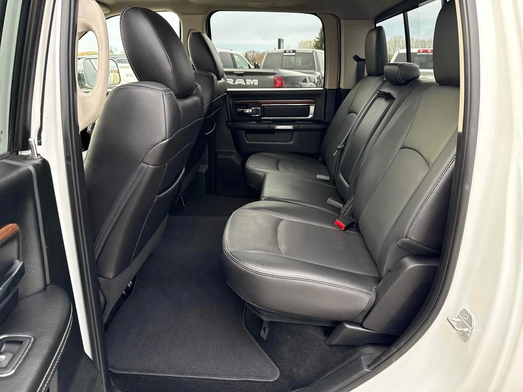 Dodge RAM 1500 2016 LARAMIE 5.7 *   *  | Mobile.bg   12