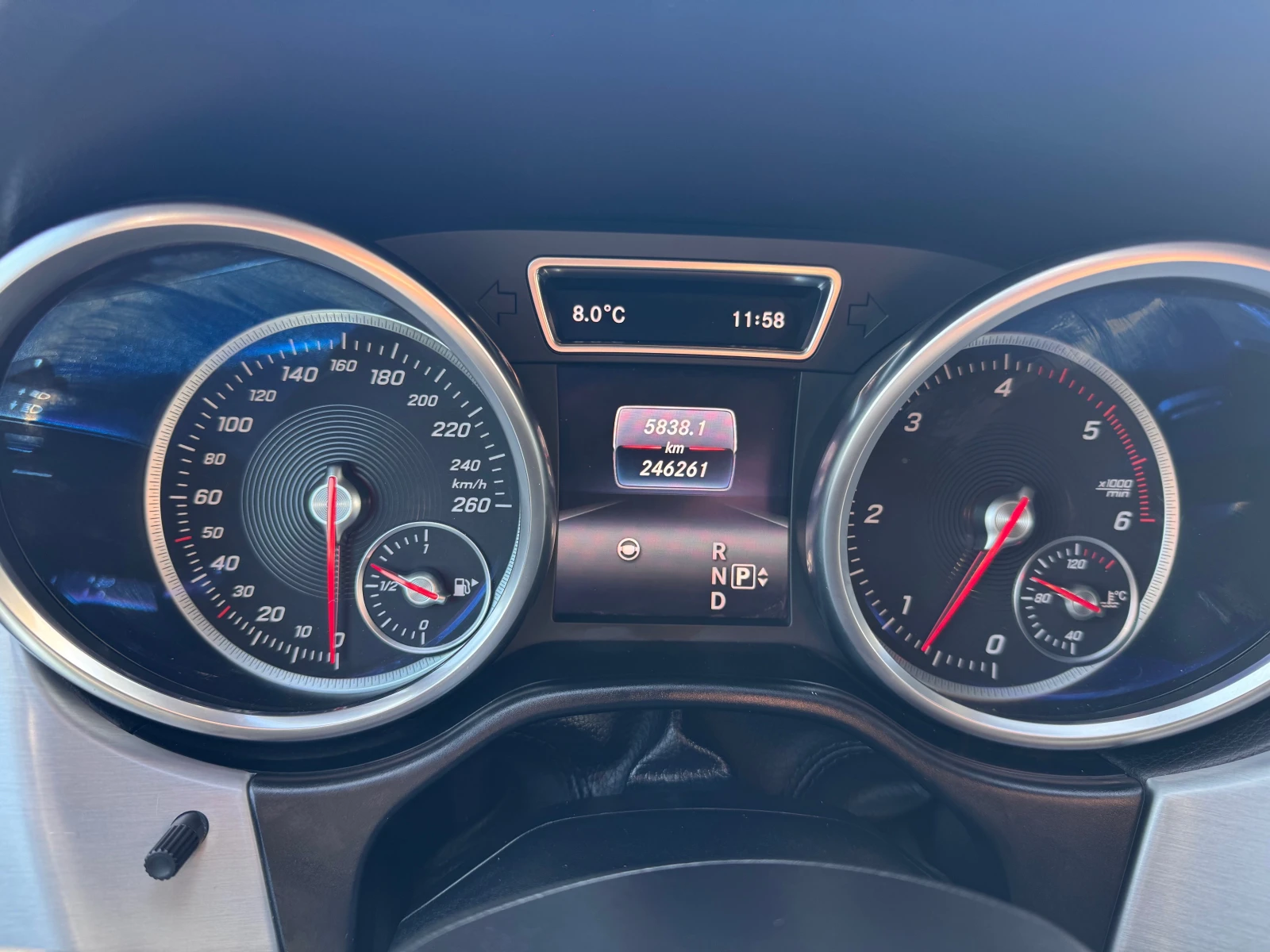 Mercedes-Benz GLE 350 258к.с AMG-Line FULL, 9-GTRONIC, Подгрев+ Обдухван, снимка 7 - Автомобили и джипове - 54089384