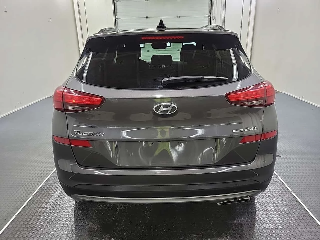Hyundai Tucson LUXURY| 360 KAMEРИ| PANORAMA| 2 КЛЮЧА| , снимка 6 - Автомобили и джипове - 54087654