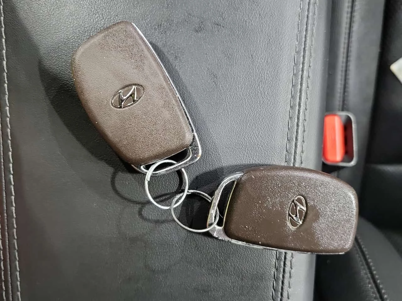 Hyundai Tucson LUXURY| 360 KAMEРИ| PANORAMA| 2 КЛЮЧА| , снимка 11 - Автомобили и джипове - 54087654