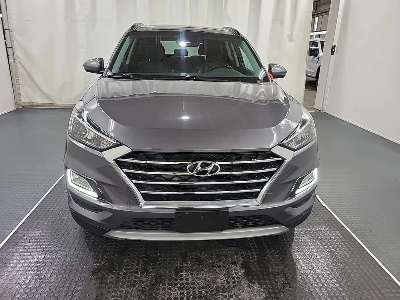 Hyundai Tucson LUXURY| 360 KAMEРИ| PANORAMA| 2 КЛЮЧА| , снимка 5 - Автомобили и джипове - 54087654