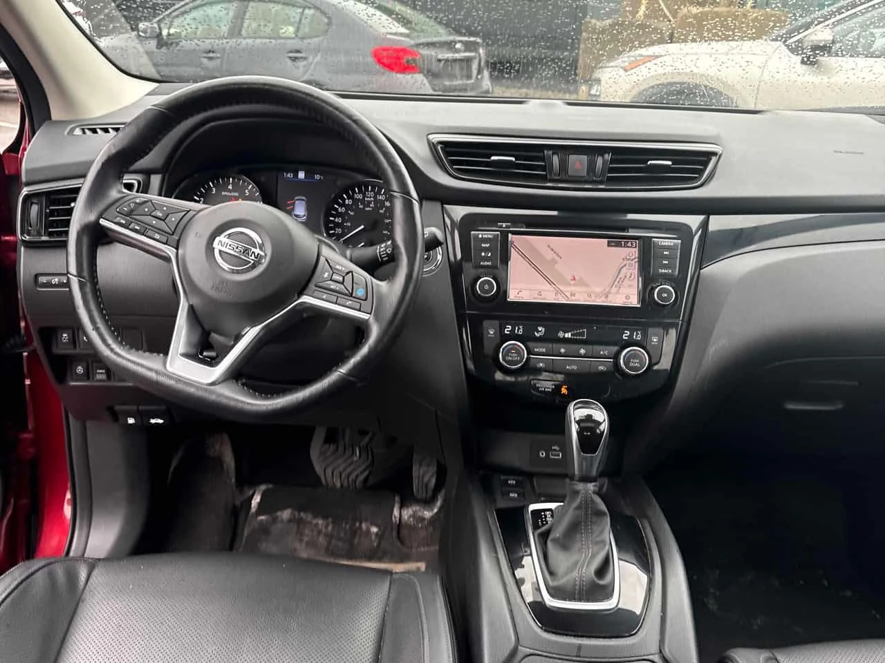 Nissan Qashqai * AWD SL CVT * 2 �����* PANO* KEYLESS* �������*  | Mobile.bg � ����������� 9