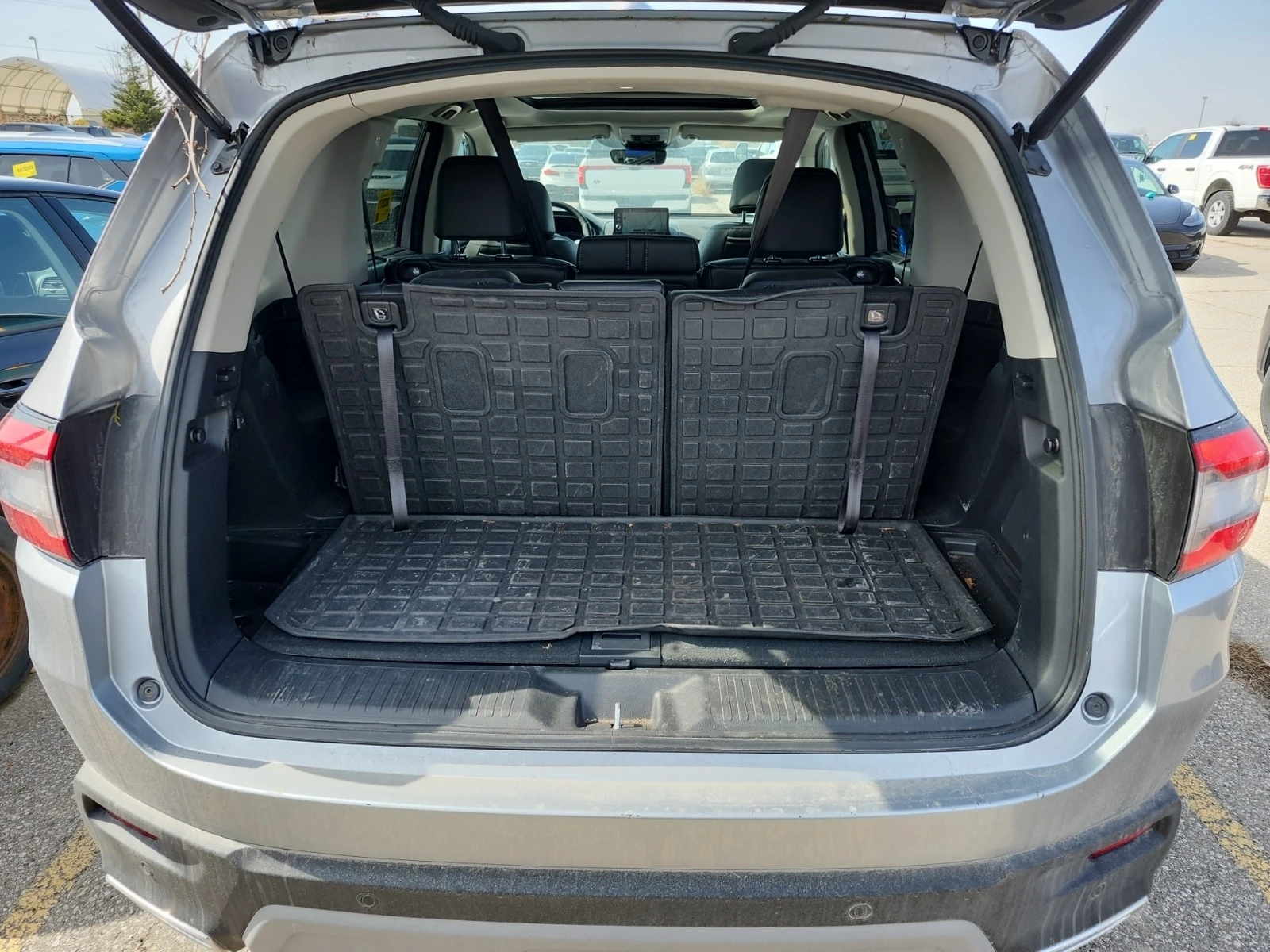 Honda Pilot TOURING * * CARFAX * * АВТО КРЕДИТ * * , снимка 12 - Автомобили и джипове - 54318589