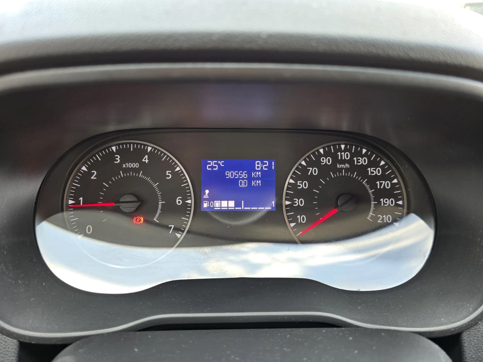 Dacia Duster 1.0 TCe 100 LPG 4x2, снимка 8 - Автомобили и джипове - 55124775