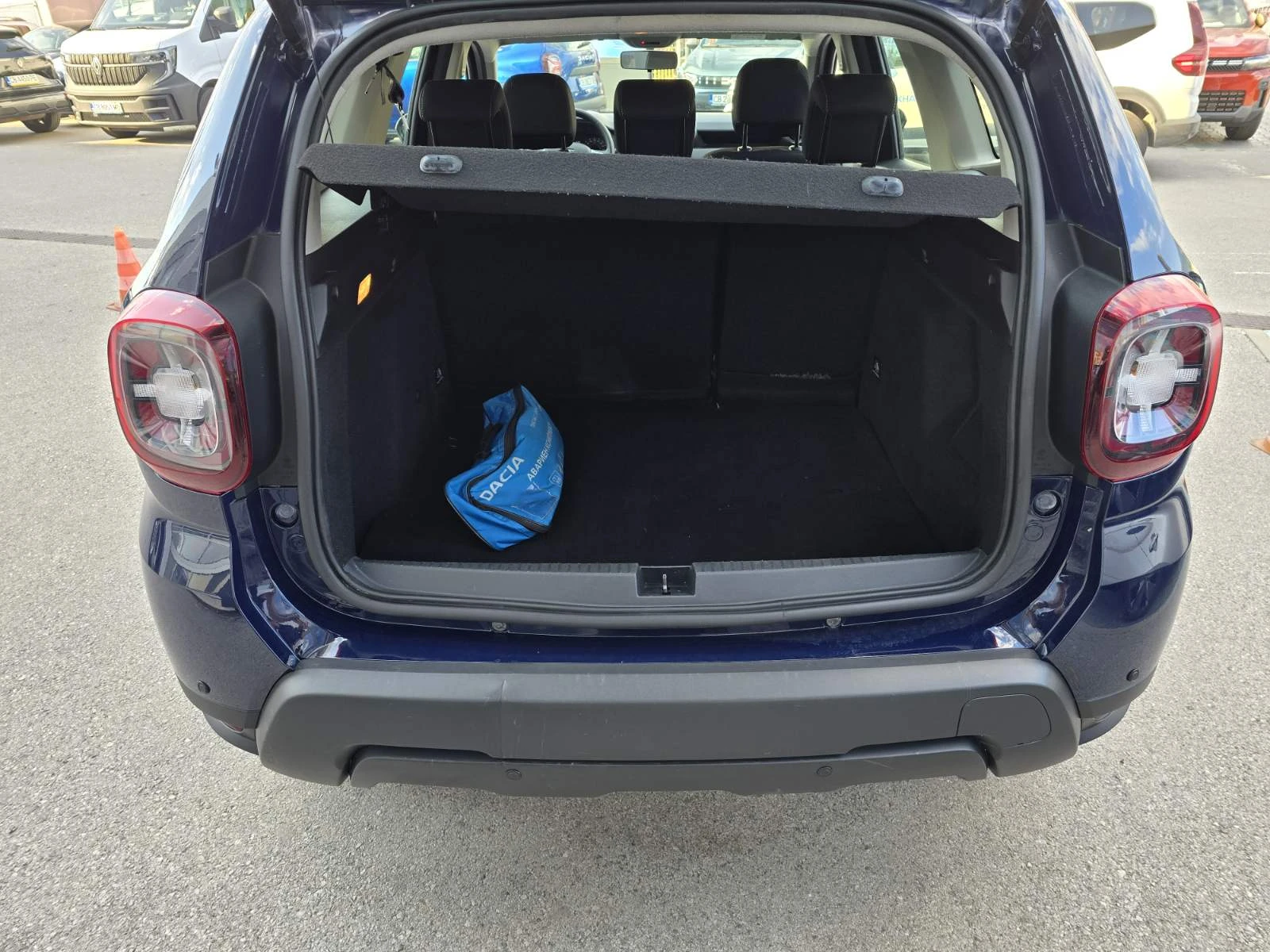 Dacia Duster 1.0 TCe 100 LPG 4x2, снимка 14 - Автомобили и джипове - 55124775