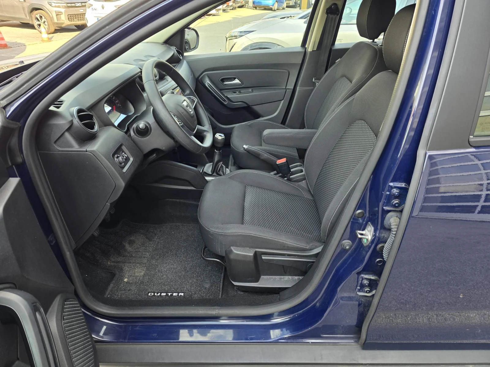 Dacia Duster 1.0 TCe 100 LPG 4x2, снимка 12 - Автомобили и джипове - 55124775