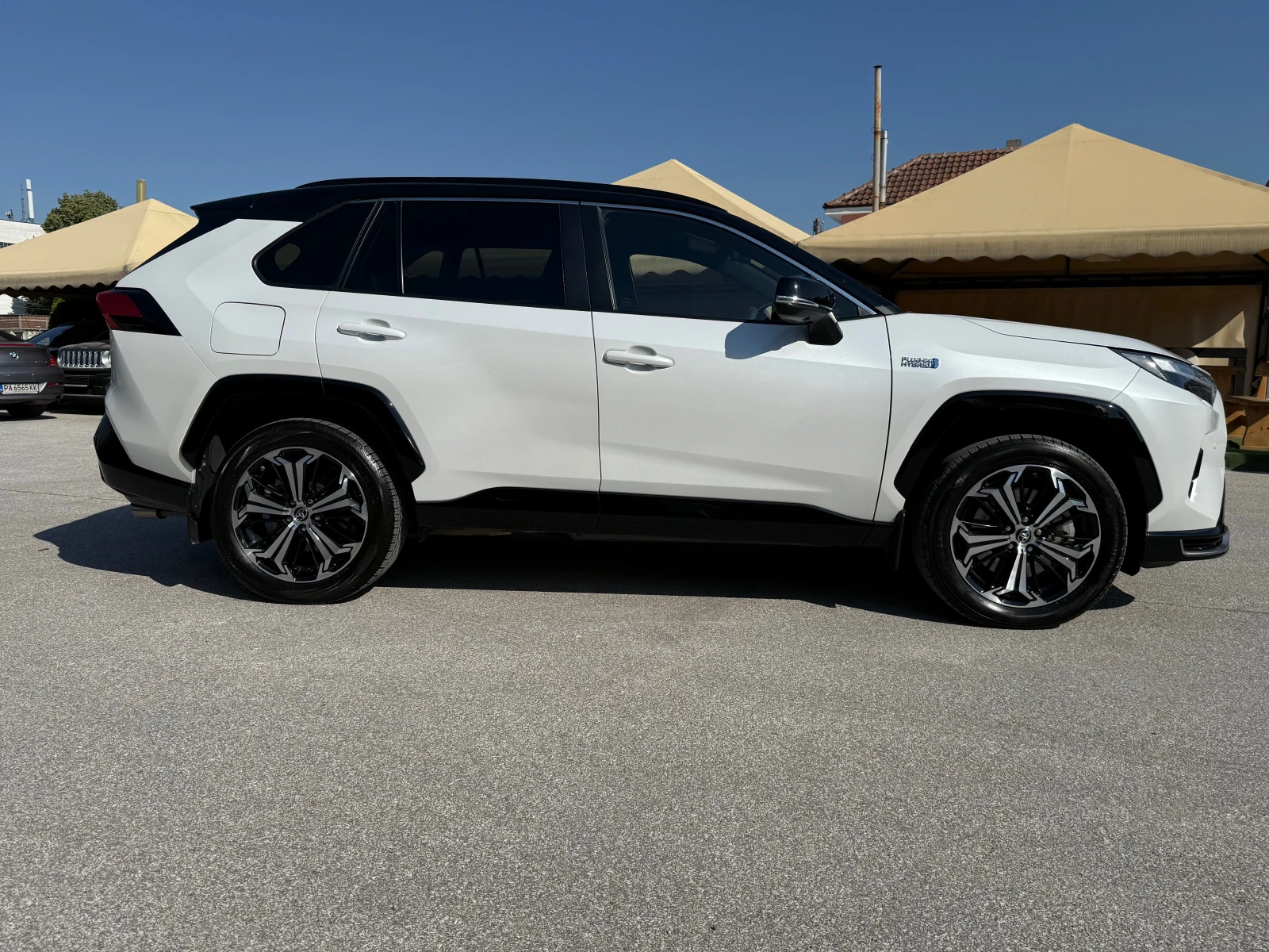 Toyota Rav4 2.5 PHEV 4x4 !КАТО НОВА!, снимка 4 - Автомобили и джипове - 55537106