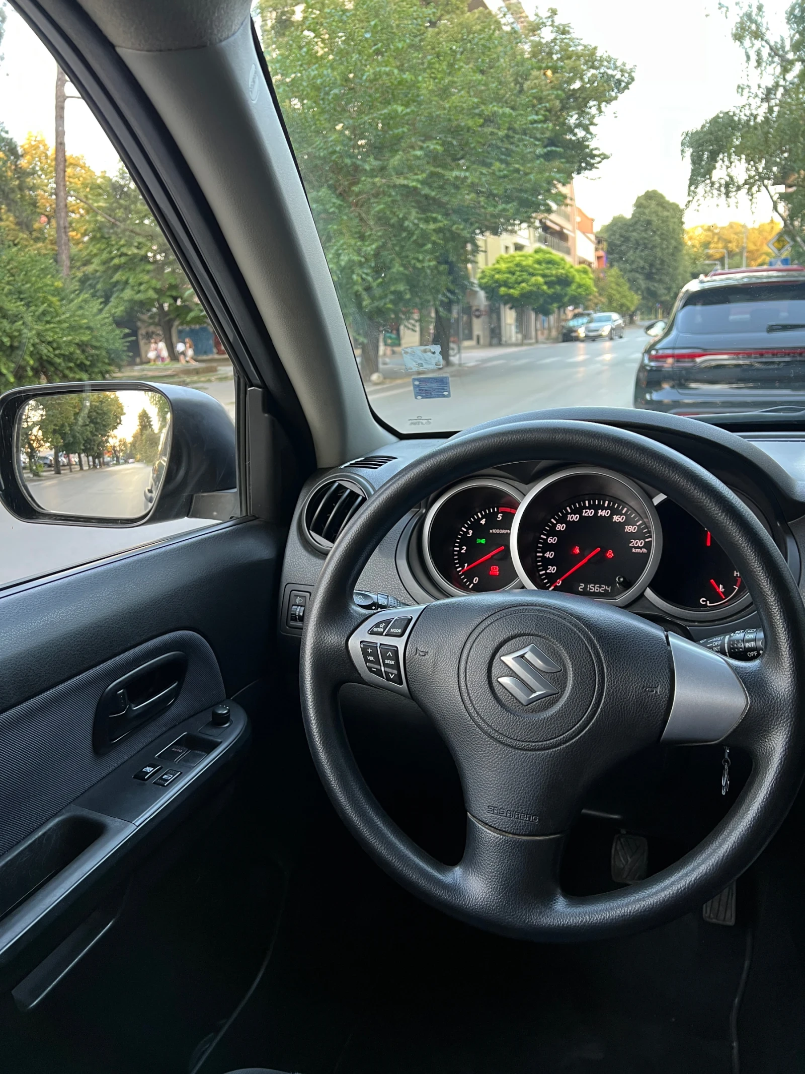 Suzuki Grand vitara, снимка 10 - Автомобили и джипове - 55598485