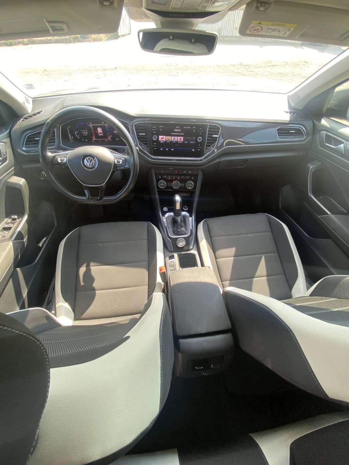 VW T-Roc 2.0/150/4-MOTION, снимка 7 - Автомобили и джипове - 55752238