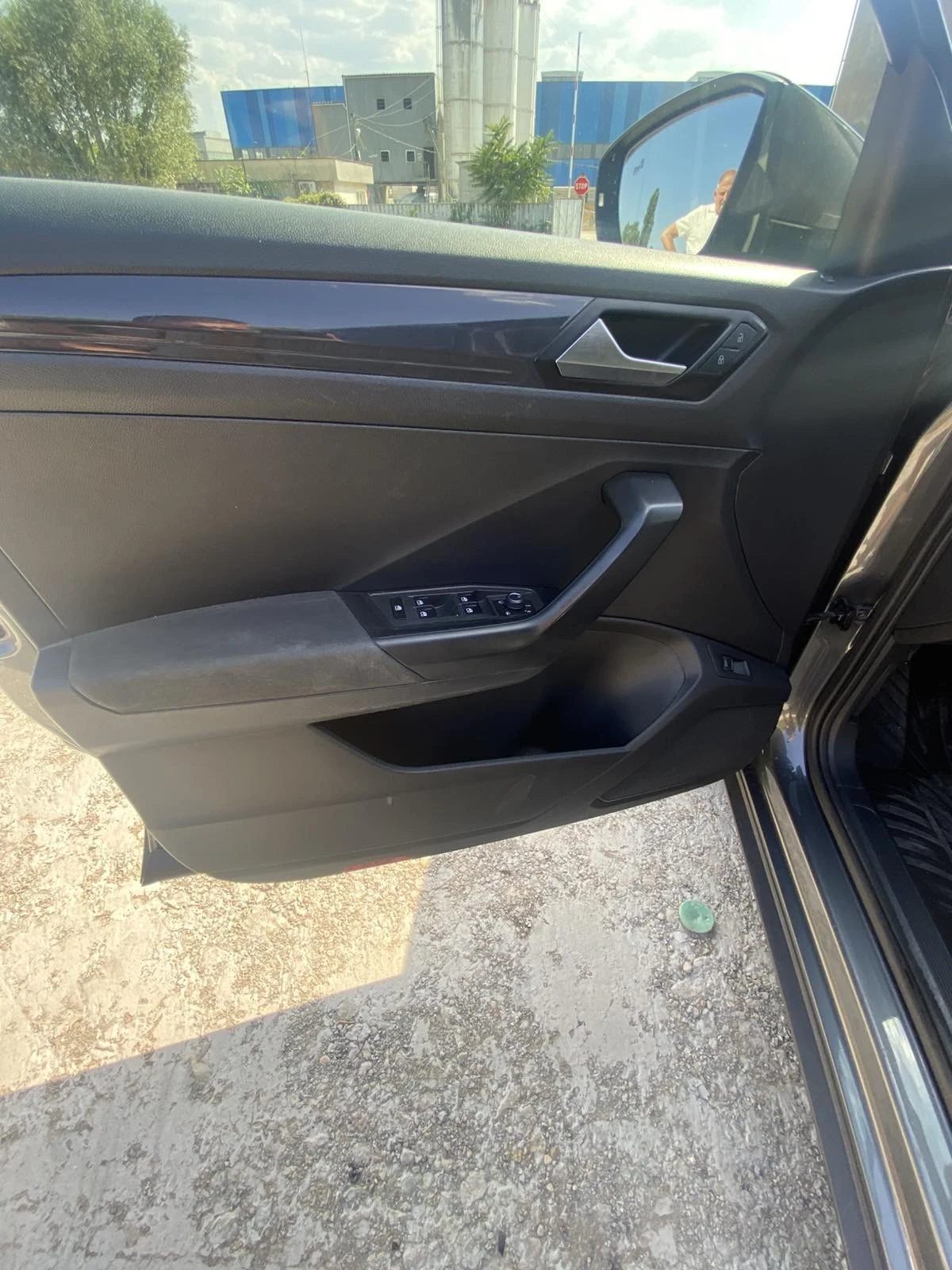 VW T-Roc 2.0/150/4-MOTION, снимка 15 - Автомобили и джипове - 55752238