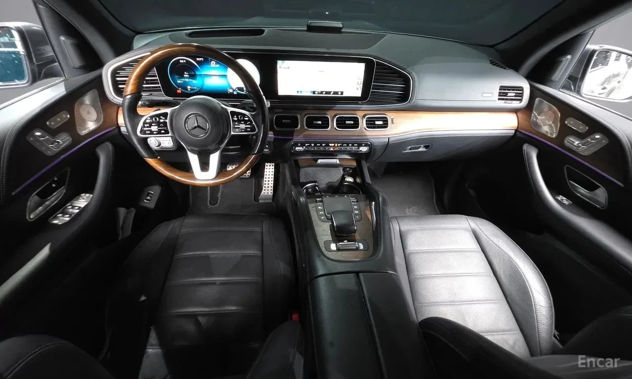 Mercedes-Benz GLS 400, снимка 9 - Автомобили и джипове - 56712065