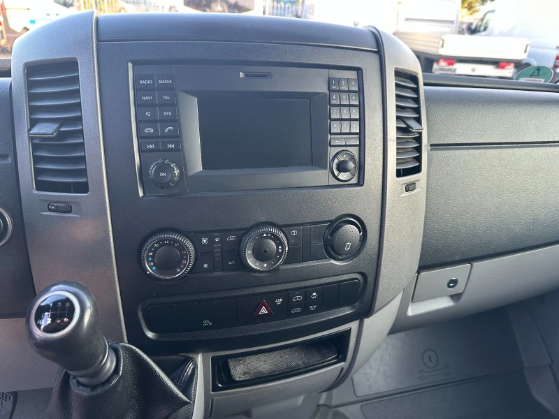 Mercedes-Benz Sprinter 316 klimatronik/navi/xenon/kamera/full, снимка 5 - Бусове и автобуси - 50653036