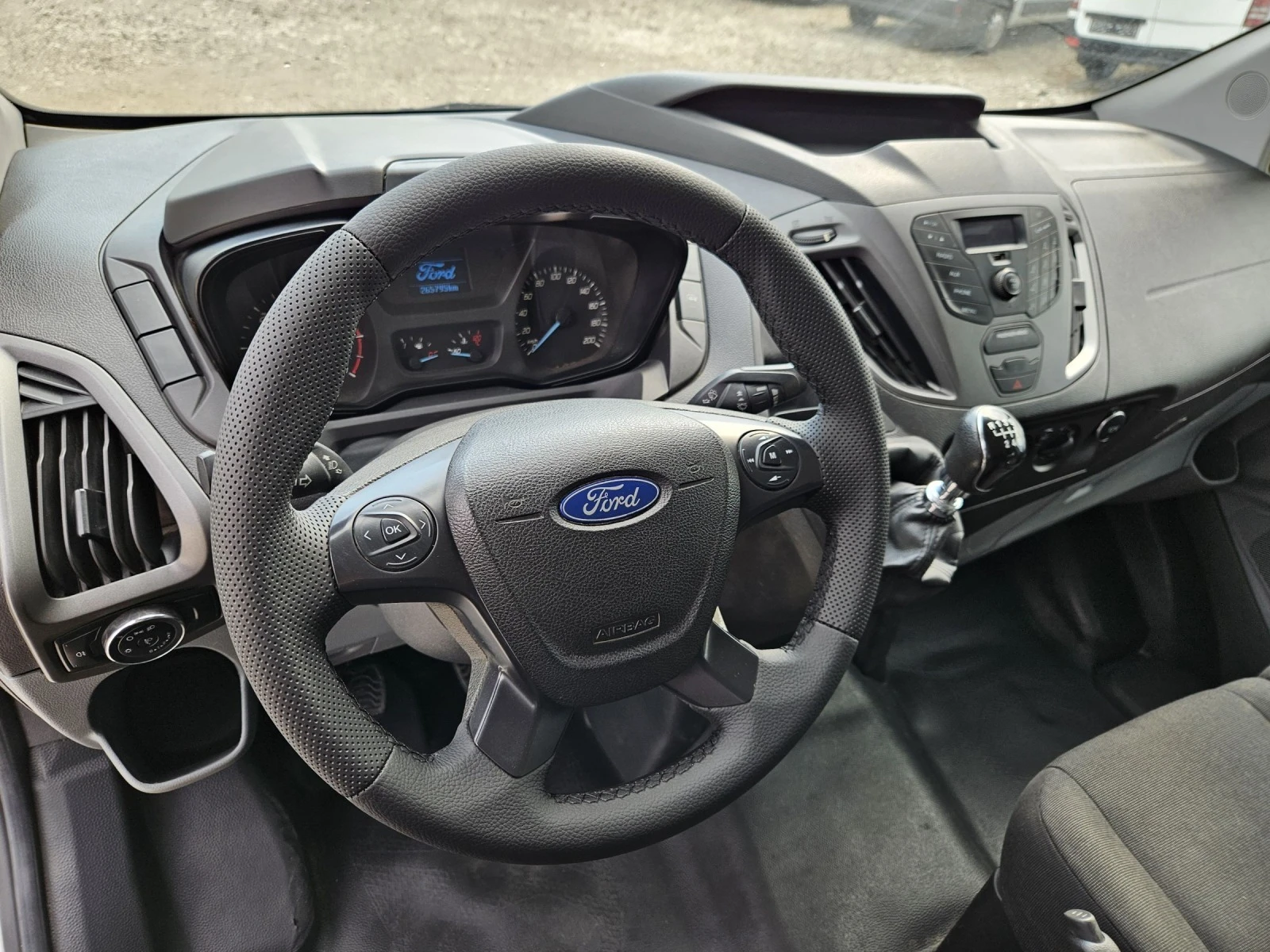 Ford Transit 2.2 TDCi, 6 местен , климатик - изображение 10