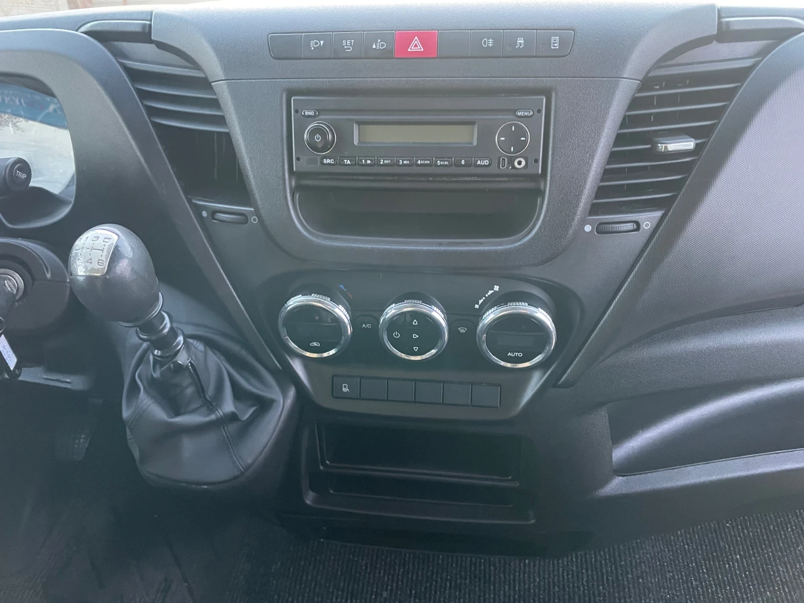 Iveco Daily 35-150//3.0D//MAXI//XXL - изображение 8