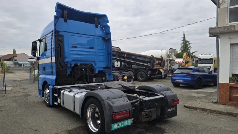 Man Tgx 18.460 / мега / вдигащ лафет / евро 6, снимка 6 - Камиони - 52038598