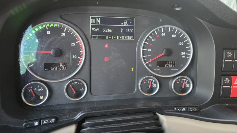 Man Tgx 18.460 / мега / вдигащ лафет / евро 6, снимка 11 - Камиони - 52038598