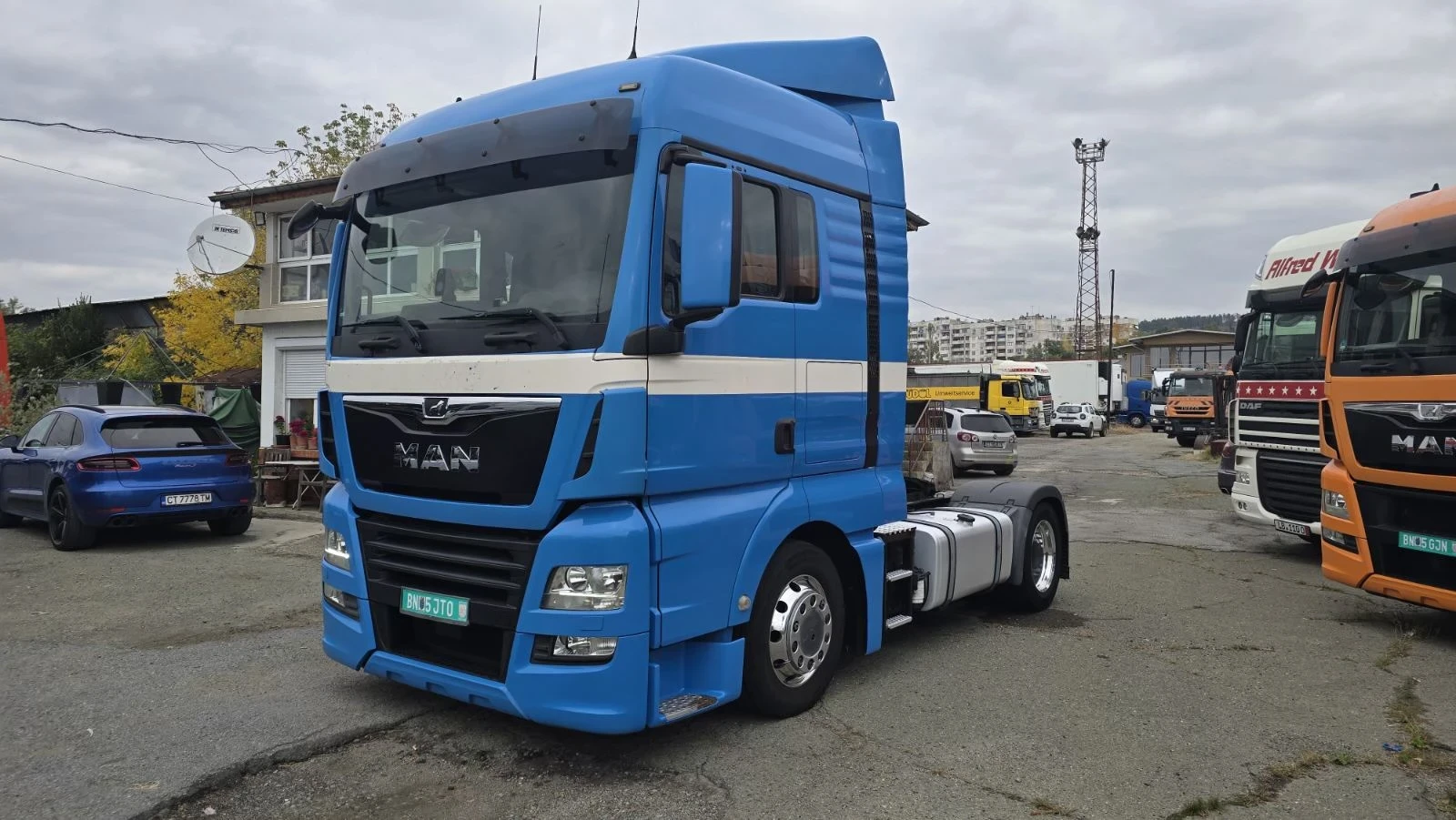 Man Tgx 18.460 / мега / вдигащ лафет / евро 6 - изображение 2