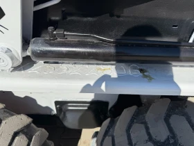 Мини челни товарачи Bobcat S130, снимка 14