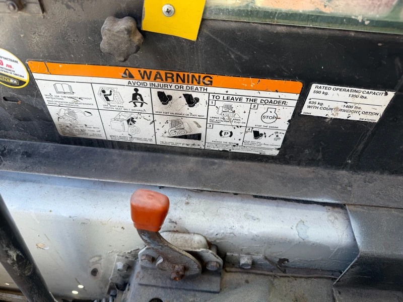 Мини челни товарачи Bobcat S130, снимка 9 - Индустриална техника - 49388502