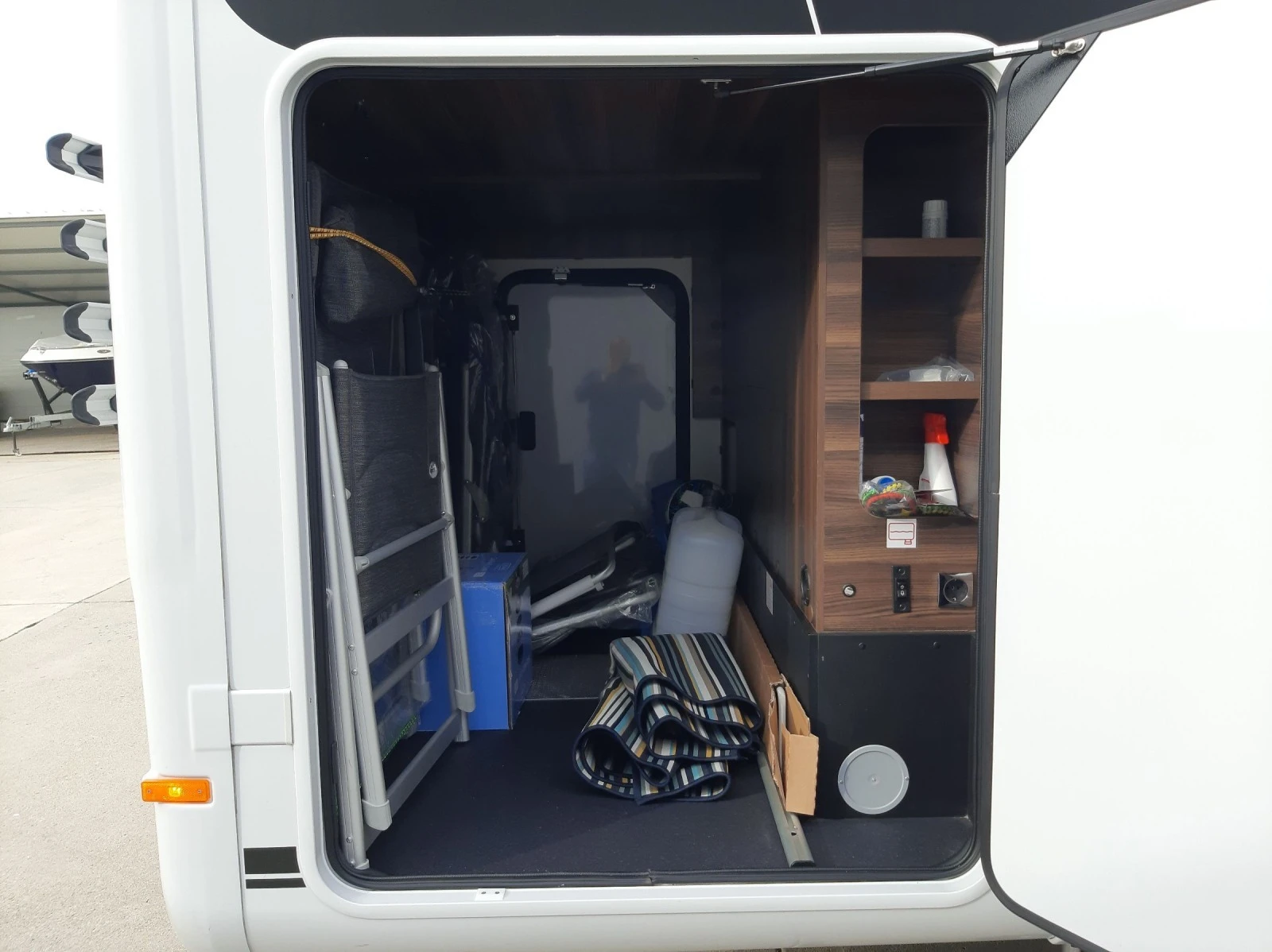  Laika ECOVIP H3110    4500.km | Mobile.bg   11