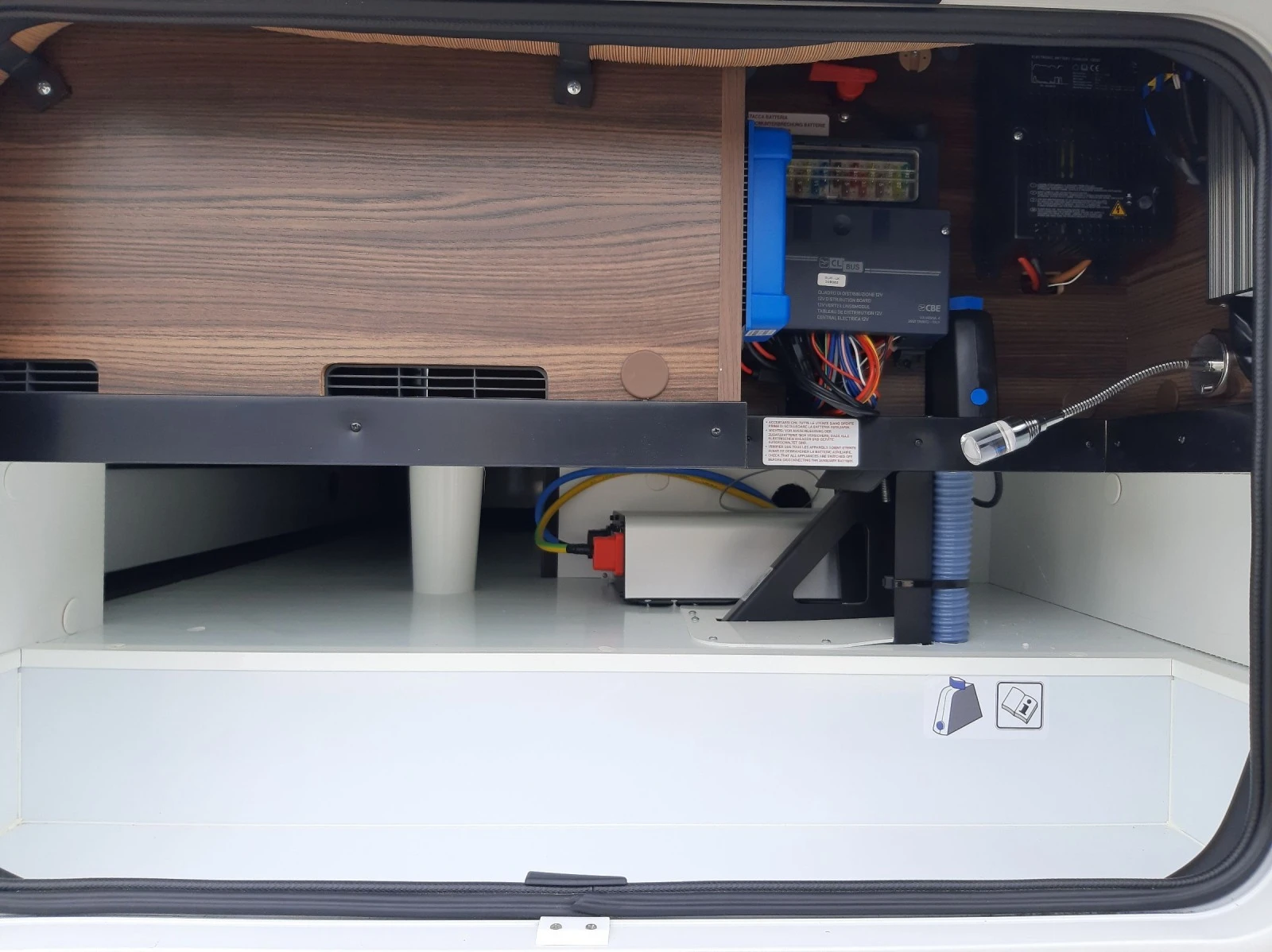  Laika ECOVIP H3110    4500.km | Mobile.bg   12