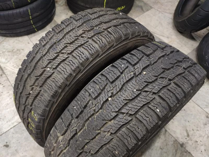 Гуми Зимни 205/65R16, снимка 3 - Гуми и джанти - 33271775