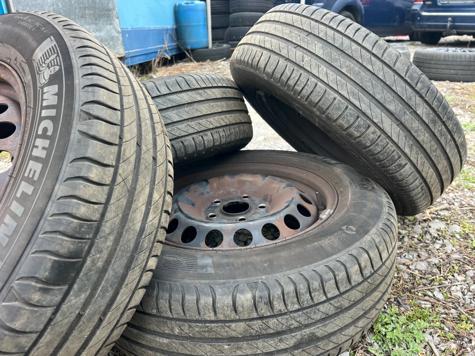 Гуми с джанти Michelin 195/65R15, снимка 8 - Гуми и джанти - 53967236