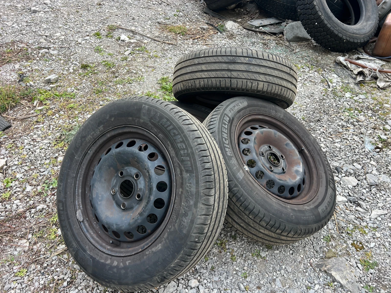 Гуми с джанти Michelin 195/65R15, снимка 6 - Гуми и джанти - 53967236