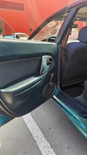 Mazda 323 1.5i, снимка 12