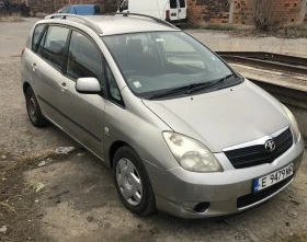  Toyota Corolla verso