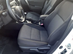 Toyota Auris  2, 0 D4D NAVI KEY LESS GO KAMERA TEMPOMAT | Mobile.bg    9