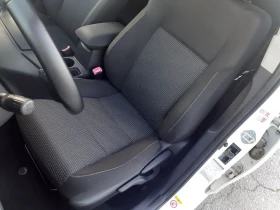Toyota Auris  2, 0 D4D NAVI KEY LESS GO KAMERA TEMPOMAT | Mobile.bg    8