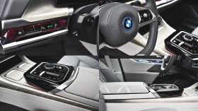 BMW 750 e xDrive Executive Lounge PHEV Sportautomatic - 219900 лв. / 112433.08 € - 18660128 14