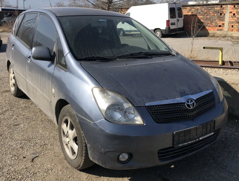 Toyota Corolla verso 2.0 d4d 2 бр, снимка 7 - Автомобили и джипове - 39102219