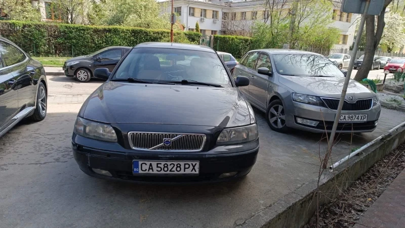 Volvo V70 2.0t, снимка 1 - Автомобили и джипове - 48520865