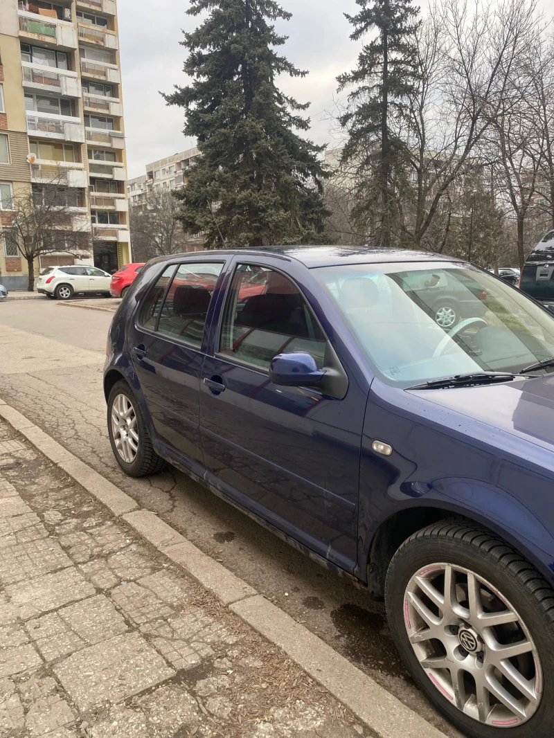 VW Golf, снимка 3 - Автомобили и джипове - 48999587