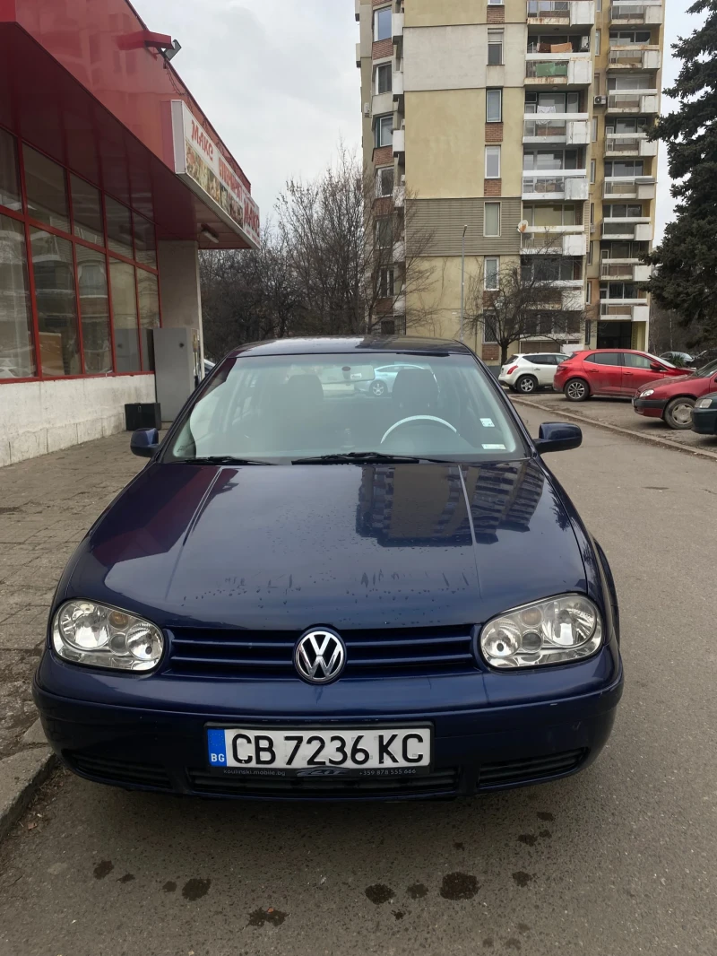 VW Golf, снимка 2 - Автомобили и джипове - 48999587