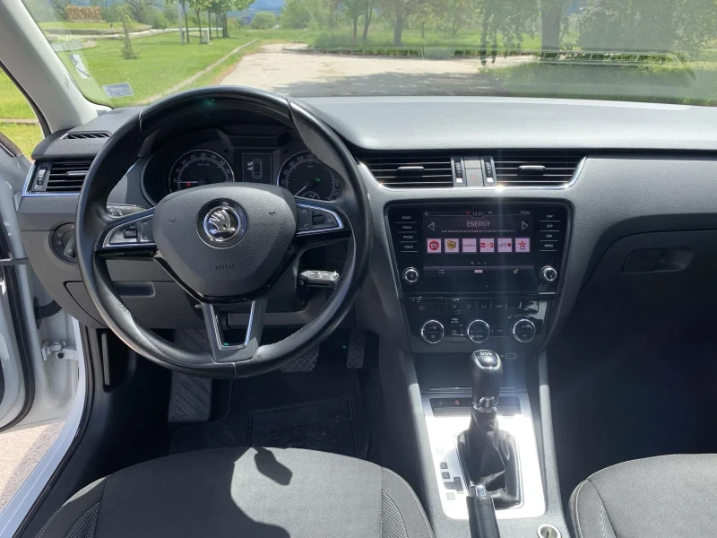Skoda Octavia, снимка 4 - Автомобили и джипове - 51812858